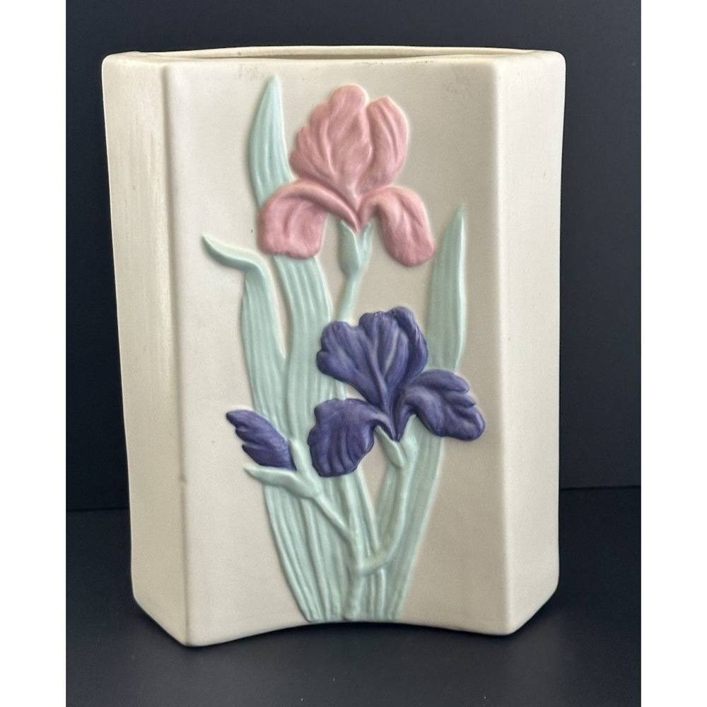 Vintage Ceramic Vase Pastel Iris Shabby Chic Farmhouse Cottagecore 1950s Unmrkd